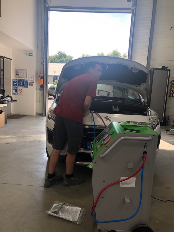diagnostique et recharge climatisation pas cher
